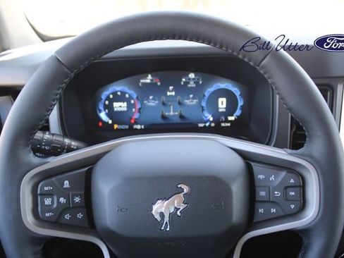 New 2026 Ford Bronco Badlands AWD/4WD image 17