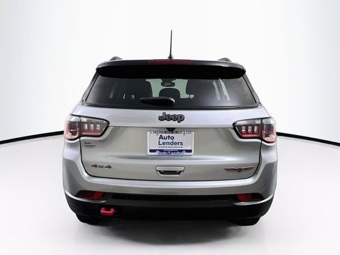 Used 2022 Jeep Compass Trailhawk AWD/4WD image 6
