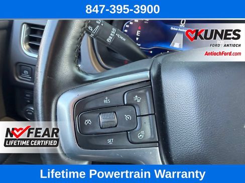 Used 2023 Chevrolet Suburban Premier AWD/4WD image 15