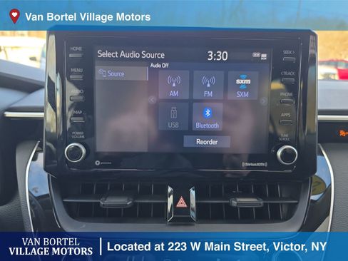 Used 2022 Toyota Corolla LE image 17