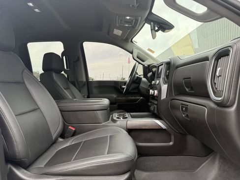 Used 2021 GMC Sierra 2500 SLT w/ SLT Premium Package AWD/4WD image 12