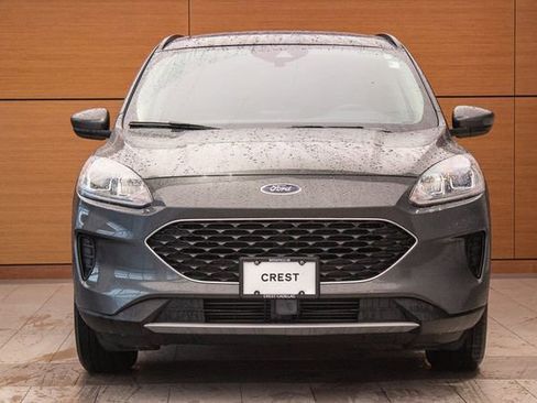 Used 2020 Ford Escape SE image 2