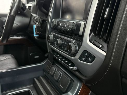 Used 2017 GMC Sierra 1500 SLT AWD/4WD image 11