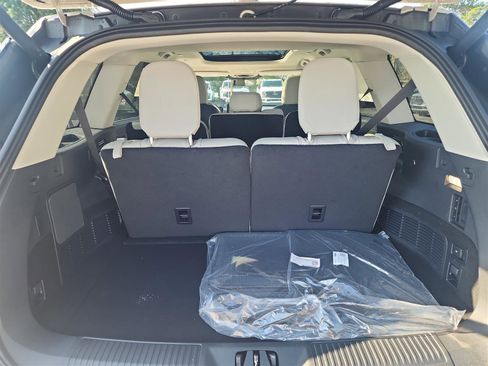 New 2025 Lincoln Aviator Reserve w/ Illumination Package RWD image 16
