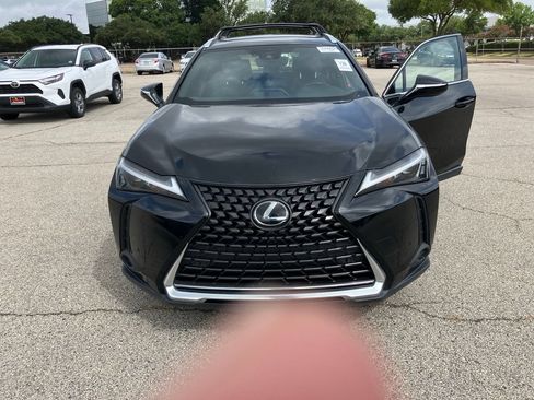 Used 2024 Lexus UX 250h FWD w/ Premium Package image 2