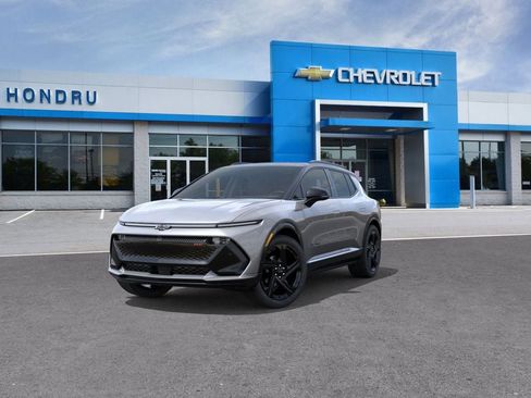 New 2026 Chevrolet Equinox EV RS image 8