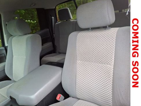 Used 2010 Toyota Tundra 4x4 Double Cab image 11