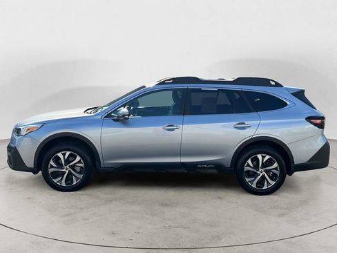 Used 2022 Subaru Outback Limited w/ Popular Package #2 AWD/4WD image 2
