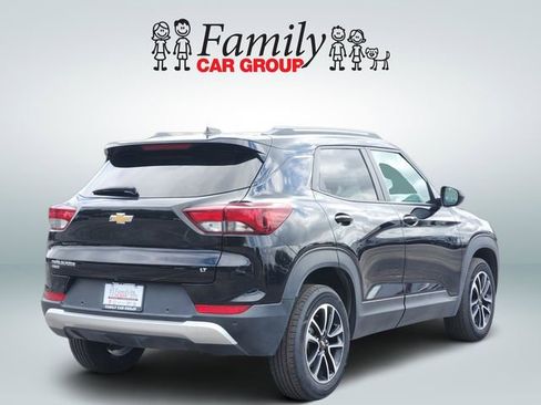 Used 2024 Chevrolet TrailBlazer LT w/ Convenience Package AWD/4WD image 4