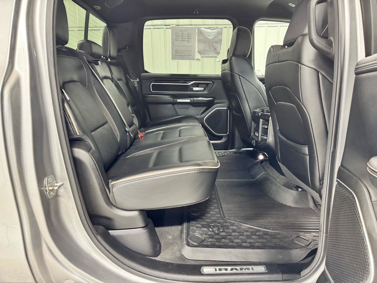 Used 2021 RAM 1500 Laramie w/ Sport Appearance Package AWD/4WD image 10