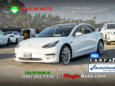 Used 2018 Tesla Model 3 Mid Range image 1
