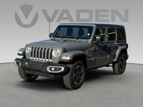 Used 2023 Jeep Wrangler Sahara image 22