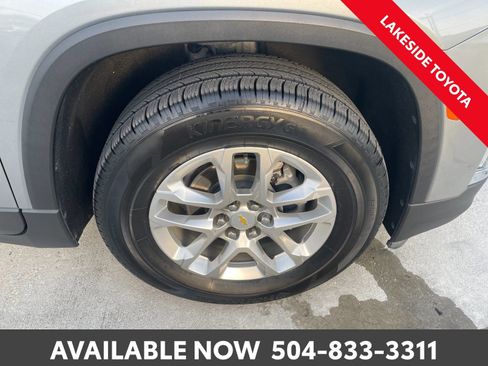 Used 2023 Chevrolet Traverse LS w/ Safety Package image 14