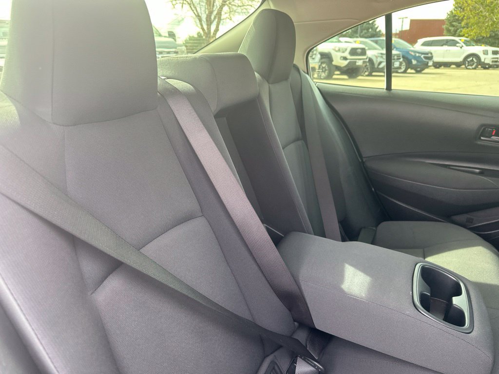 Used 2022 Toyota Corolla LE FWD image 23