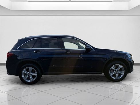 Used 2018 Mercedes-Benz GLC 300 4MATIC image 6