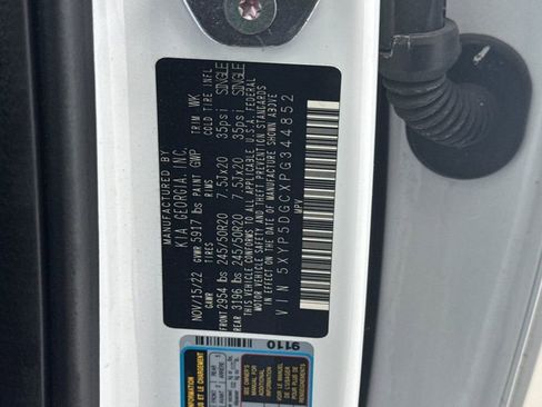 Used 2023 Kia Telluride SX Prestige image 32