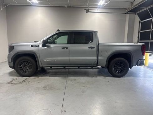 Used 2024 GMC Sierra 1500 Pro w/ Graphite Edition AWD/4WD image 10