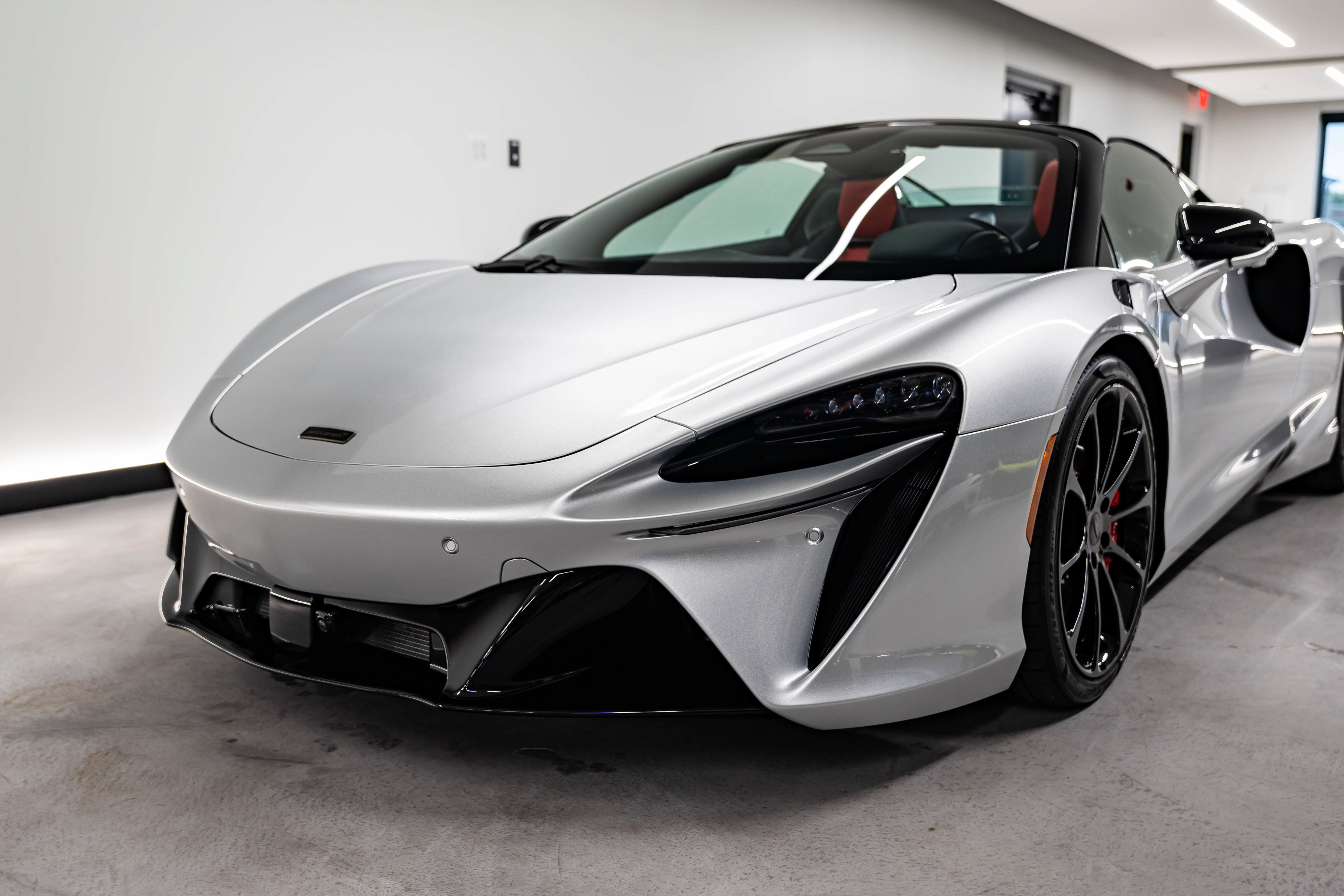 New 2027 McLaren Artura Spider RWD image 3