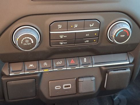 Used 2024 Chevrolet Silverado 1500 Custom AWD/4WD image 16
