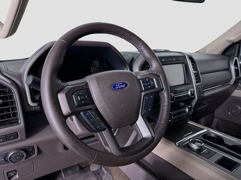 Used 2020 Ford Expedition XLT w/ Equipment Group 202A image 12