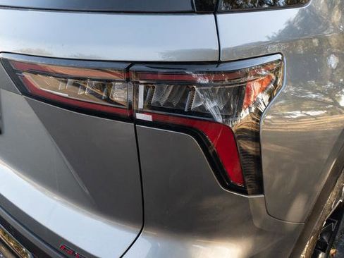 Used 2025 Chevrolet Equinox RS w/ Safety and Technology Package image 37