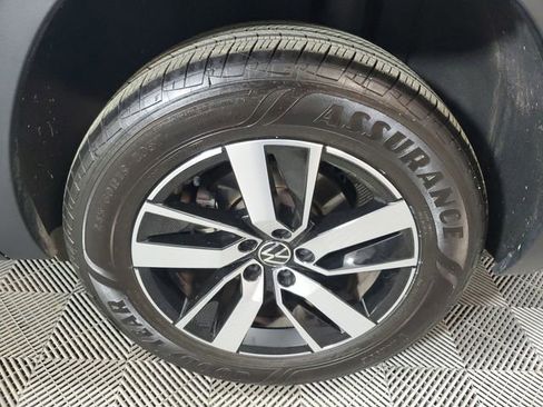 Used 2022 Volkswagen Atlas SE image 11