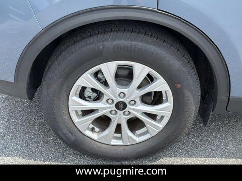 Used 2025 Ford Escape Active w/ Cold Weather Package FWD image 17