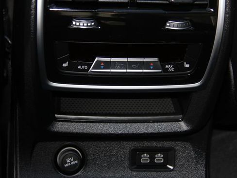 Used 2019 BMW X7 xDrive40i w/ Cold Weather Package AWD/4WD image 35