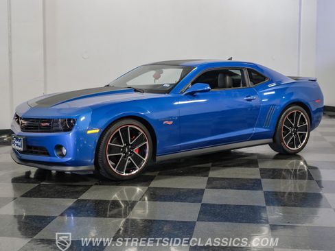 Used 2013 Chevrolet Camaro LT w/ Hot Wheels Special Edition RWD image 6