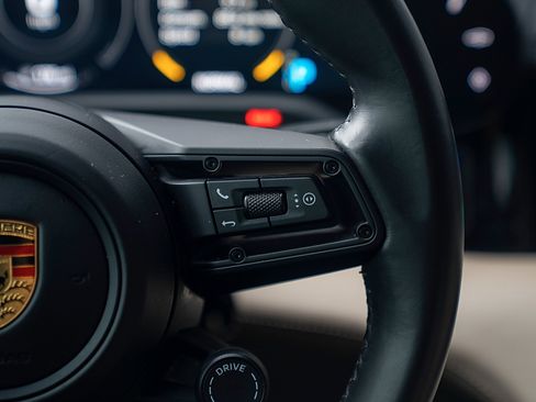 Certified 2023 Porsche Taycan GTS image 8