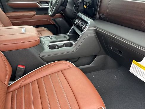 New 2026 GMC Sierra 3500 Denali Ultimate image 17