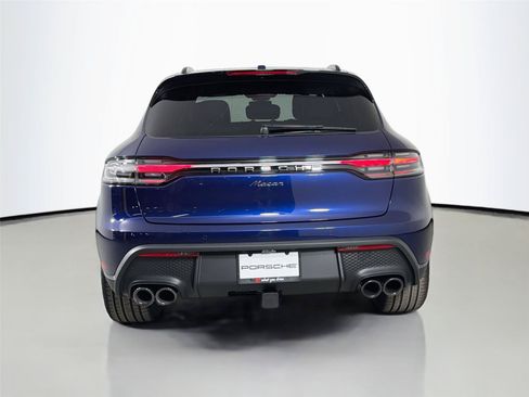Certified 2026 Porsche Macan AWD/4WD image 6