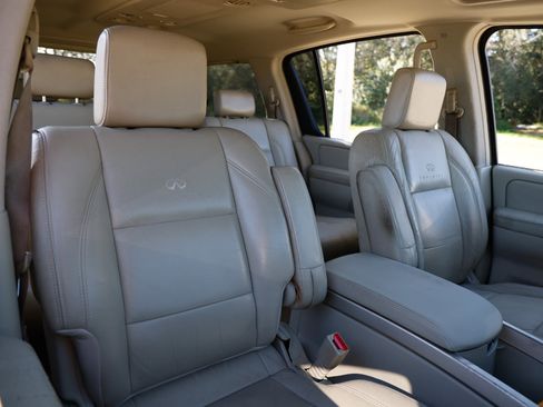 Used 2004 INFINITI QX56 RWD 4DR w/ Smart Vision Pkg image 18