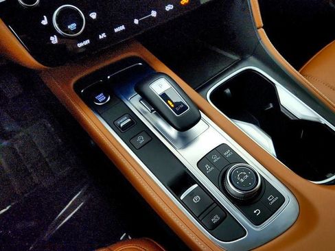 Used 2023 INFINITI QX60 Sensory w/ Vision Package AWD/4WD image 17