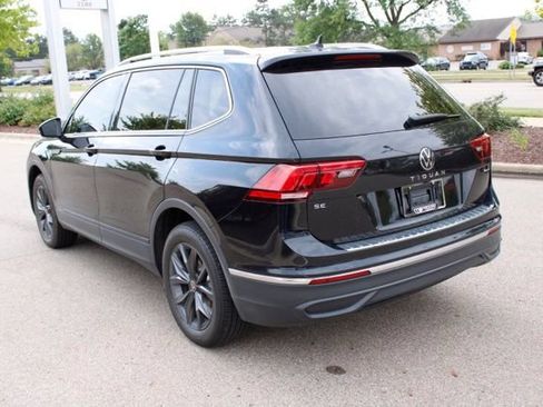 Used 2023 Volkswagen Tiguan SE w/ Panoramic Sunroof Package AWD/4WD image 6