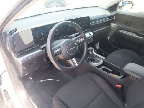 Certified 2026 Hyundai Kona SE AWD/4WD image 10