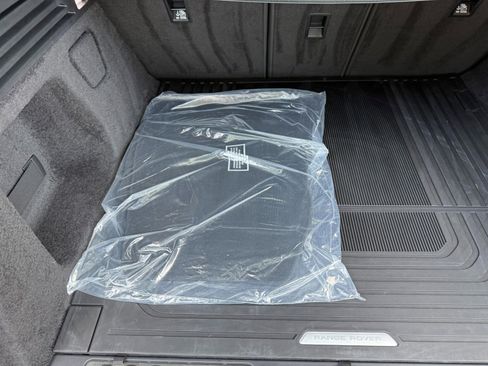 Used 2024 Land Rover Range Rover Sport SV Edition One Obsidian Black image 34