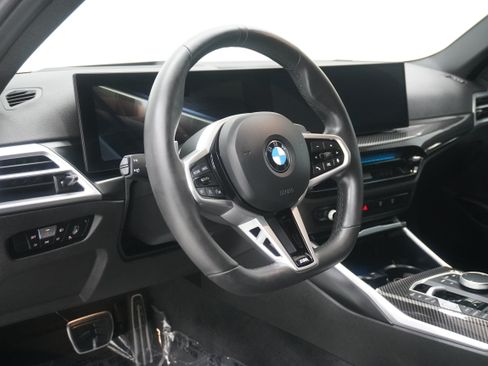 Used 2025 BMW 330i xDrive Sedan w/ M Sport Package AWD/4WD image 10