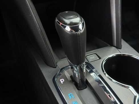 Used 2016 Chevrolet Equinox LT w/ Convenience Package image 18