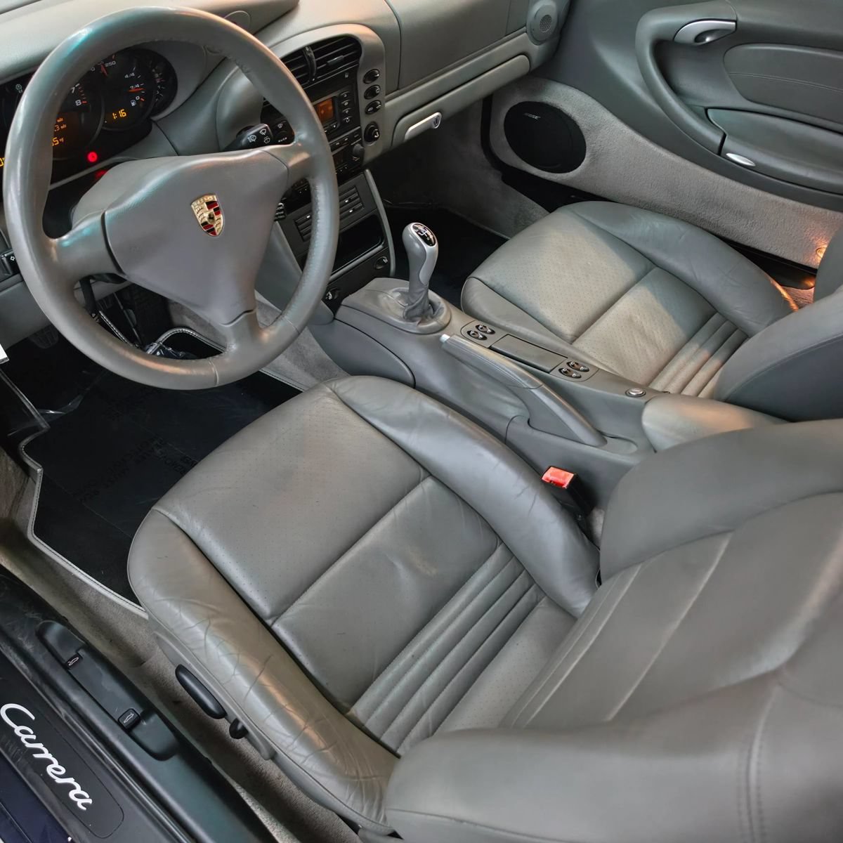 Used 2004 Porsche 911 Carrera 4 AWD/4WD image 28