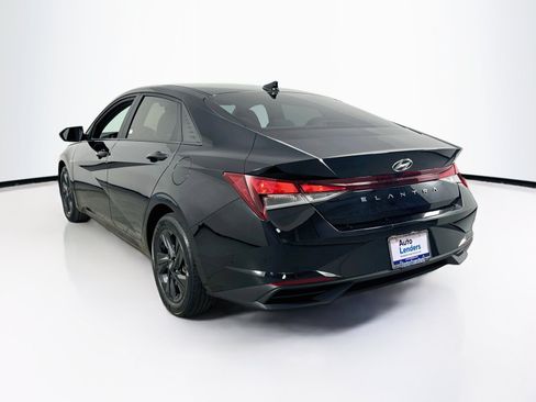 Used 2023 Hyundai Elantra SEL w/ Cargo Package FWD image 7
