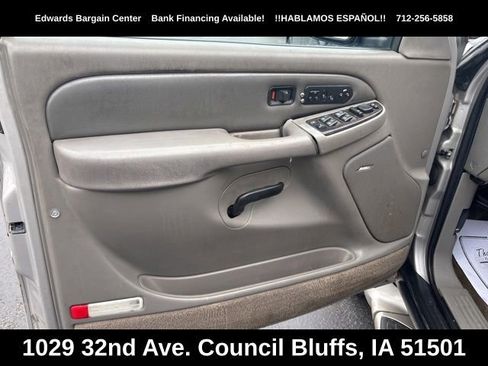 Used 2005 GMC Yukon XL Denali AWD/4WD image 16