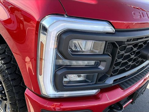 Used 2024 Ford F250 Lariat w/ Tremor Off-Road Package image 32