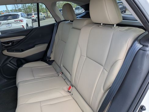 Used 2024 Subaru Outback Limited image 13