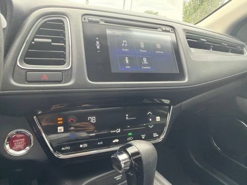 Certified 2017 Honda HR-V EX image 16