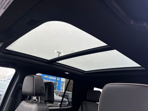 Used 2021 GMC Yukon SLT image 16