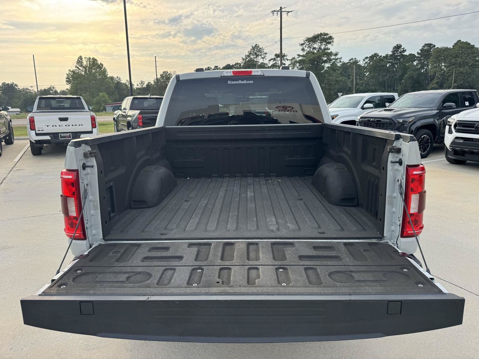 Used 2023 Ford F150 XLT w/ Equipment Group 302A High RWD image 9