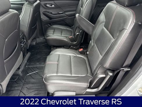 Used 2022 Chevrolet Traverse RS w/ LPO, Floor Liner Package image 15