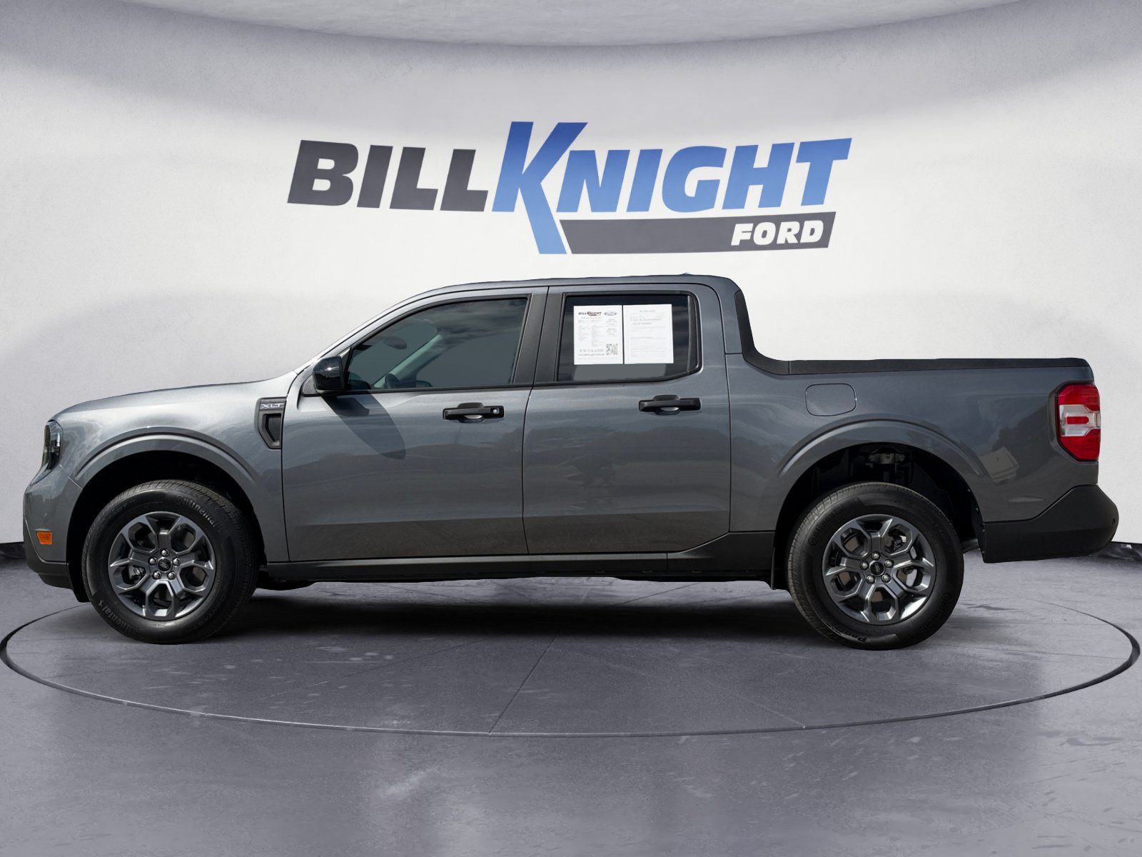 Used 2026 Ford Maverick XLT w/ XLT Luxury Package AWD/4WD image 2