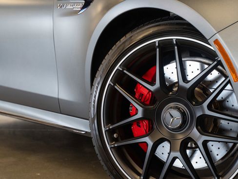 Used 2021 Mercedes-Benz E 63 AMG S image 16
